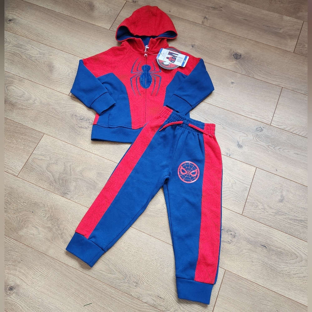 NWT Boys 2T Spiderman Hoodie And Joggers